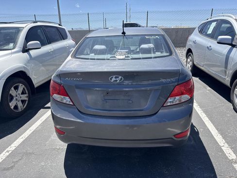 Used 2013 Hyundai Accent GLS FWD image 3