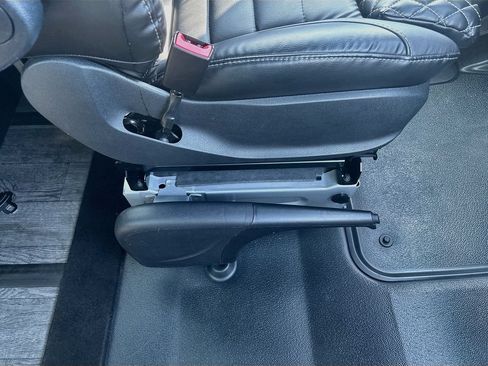 Used 2023 Mercedes-Benz Sprinter 3500 image 27