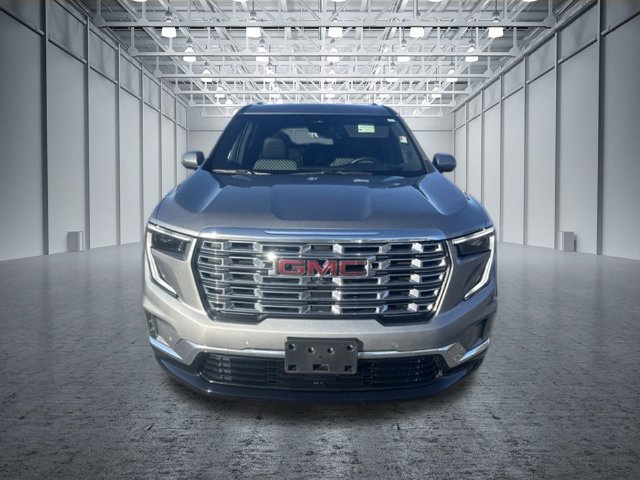 Used 2024 GMC Acadia Denali w/ Super Cruise Package FWD image 8