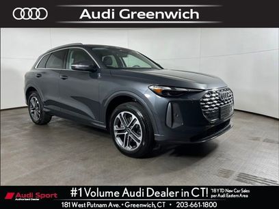 Used 2025 Audi Q5 Premium w/ Convenience Package