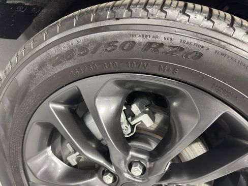 Used 2024 Dodge Durango GT image 15