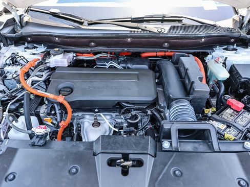Certified 2025 Honda CR-V Sport Touring image 19