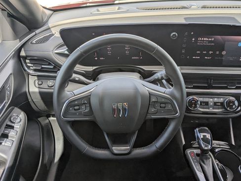 Used 2024 Buick Envista Sport Touring image 19