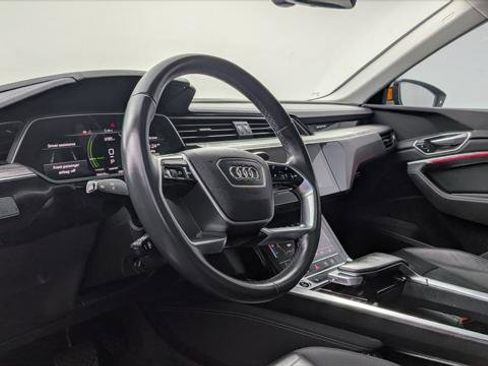 Used 2021 Audi e-tron Premium w/ Black Optic Package image 23