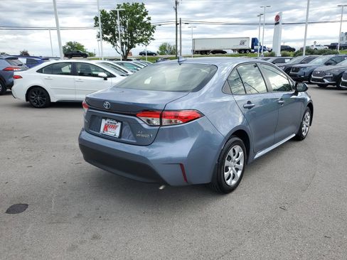 Used 2024 Toyota Corolla LE FWD image 4