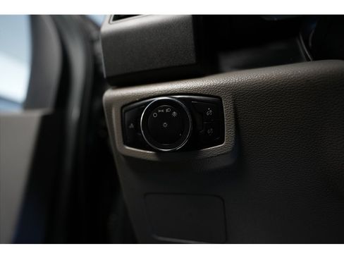 Used 2020 Ford F250 XL w/ STX Appearance Package AWD/4WD image 18