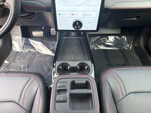 Used 2025 Ford Mustang Mach-E Premium w/ Sport Appearance Package AWD/4WD image 26