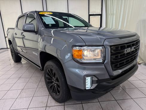Used 2022 GMC Canyon Elevation w/ Elevation Premium Package AWD/4WD image 2