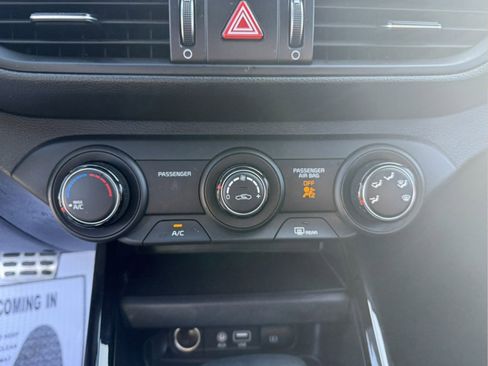 Used 2021 Kia Forte GT-Line w/ GT-Line Premium Package image 14