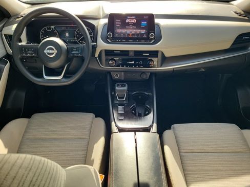 Used 2023 Nissan Rogue SV FWD image 13