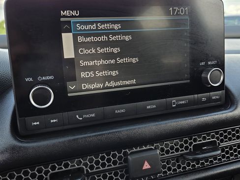 Used 2025 Honda HR-V Sport image 9