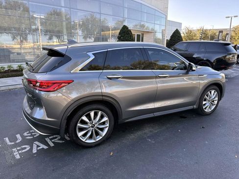Used 2021 INFINITI QX50 Luxe image 2