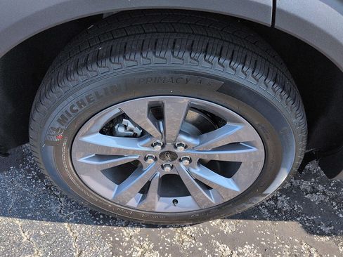New 2026 Ford Explorer Active w/ Active Comfort Package AWD/4WD image 9