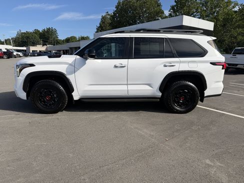 Used 2025 Toyota Sequoia TRD Pro AWD/4WD image 7