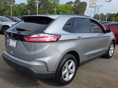 Used 2024 Ford Edge SE AWD/4WD image 12