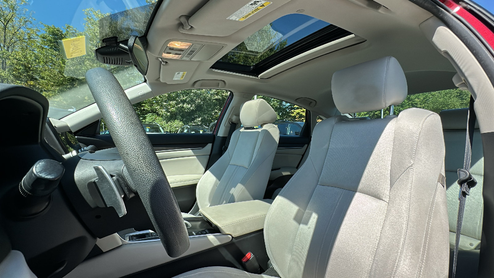 Used 2021 Honda Accord EX image 14