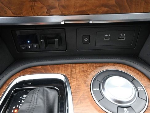 Certified 2023 Nissan Armada SL w/ Captain's Chairs Package image 6