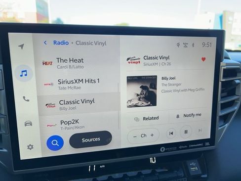 Used 2023 Toyota Tundra Limited image 17