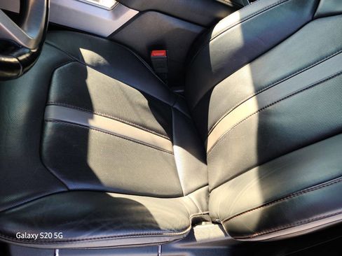 Used 2018 Ford F150 Platinum w/ Equipment Group 701A Luxury image 25