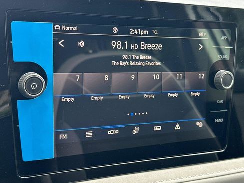 New 2026 Volkswagen Taos SE image 17