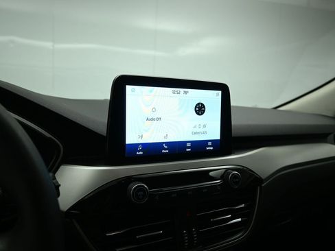 Used 2021 Ford Escape SE image 15