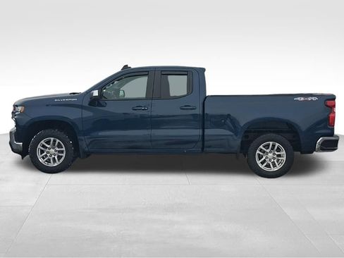 Used 2021 Chevrolet Silverado 1500 LT w/ Bed Protection Package image 11