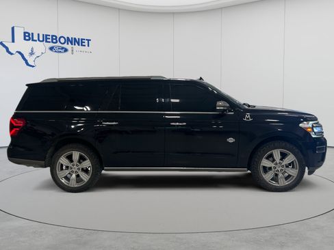 Used 2023 Ford Expedition Max King Ranch AWD/4WD image 3