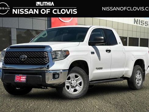 Used 2020 Toyota Tundra SR5 w/ SR5 Convenience Package AWD/4WD image 1