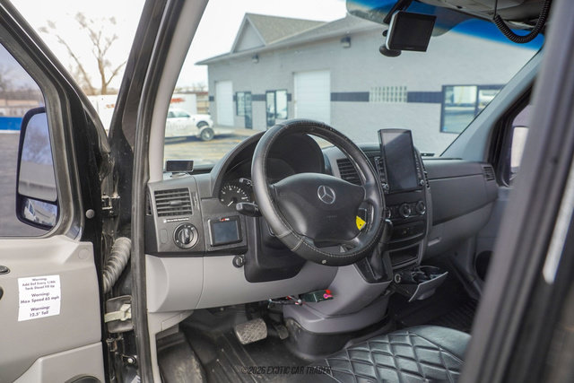 Used 2012 Mercedes-Benz Sprinter 3500 image 64