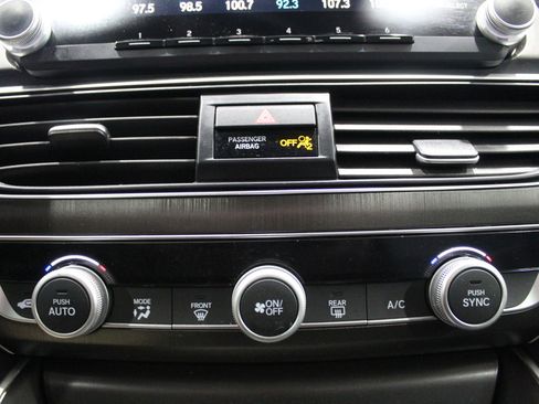 Used 2019 Honda Accord LX image 27