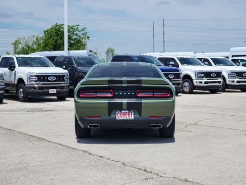 Used 2020 Dodge Challenger GT w/ Performance Handling Group RWD image 6