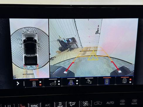 Used 2025 GMC Hummer EV 2X AWD/4WD image 14
