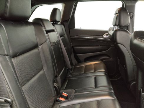 Used 2021 Jeep Grand Cherokee Limited w/ Luxury Group II image 19