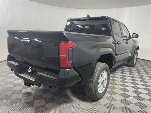 New 2026 Toyota Tacoma SR5 AWD/4WD image 7