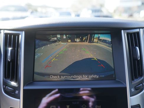 Used 2017 INFINITI Q60 w/ Premium Plus Package 2.0T image 24