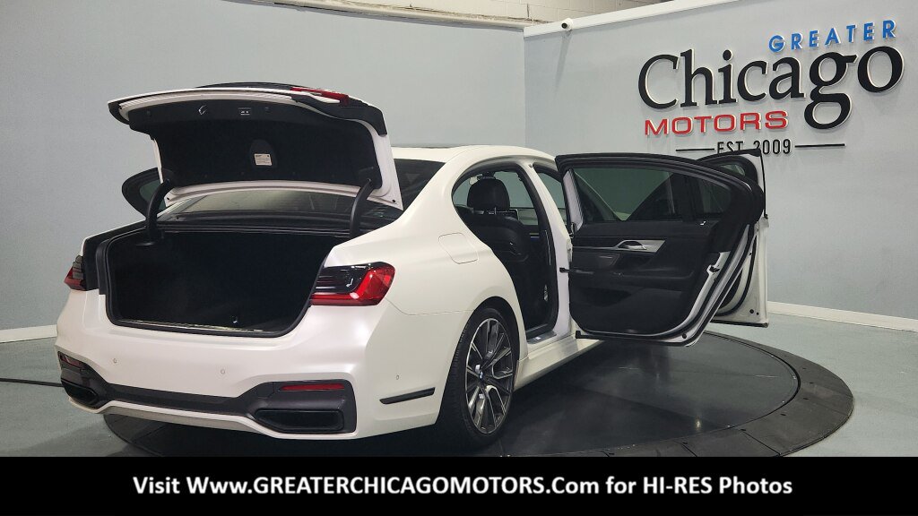 Used 2022 BMW 750i xDrive w/ Executive Package AWD/4WD image 21