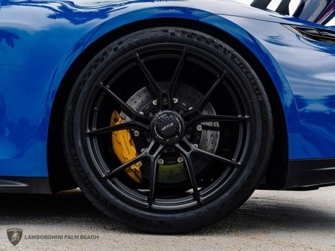 Used 2025 Porsche 911 GT3 image 40