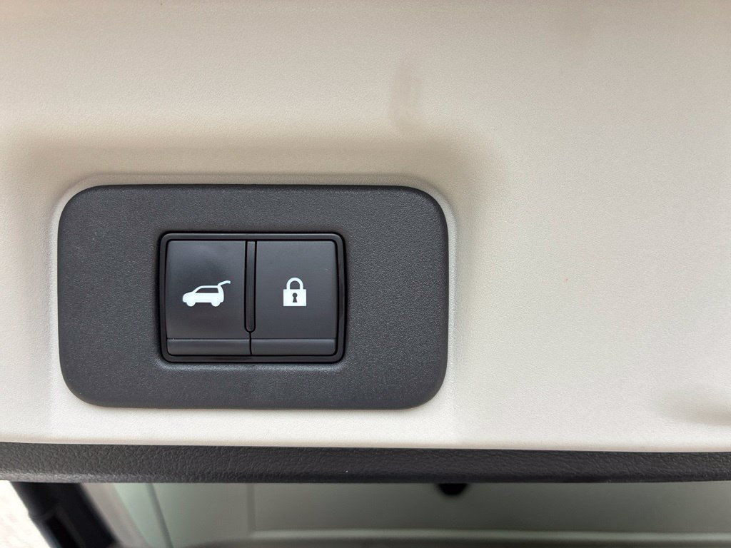 Certified 2024 Nissan Ariya AWD image 14