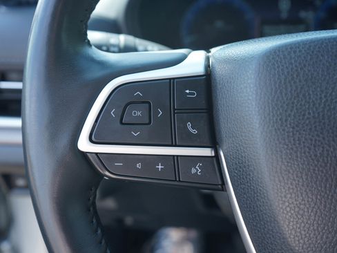 Used 2024 Toyota Grand Highlander AWD image 26