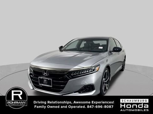 Used 2022 Honda Accord Sport image 2