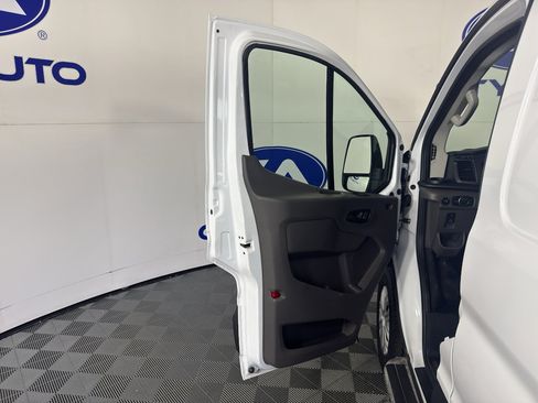 Used 2024 Ford Transit 250 Low Roof w/ Exterior Upgrade Package RWD image 13