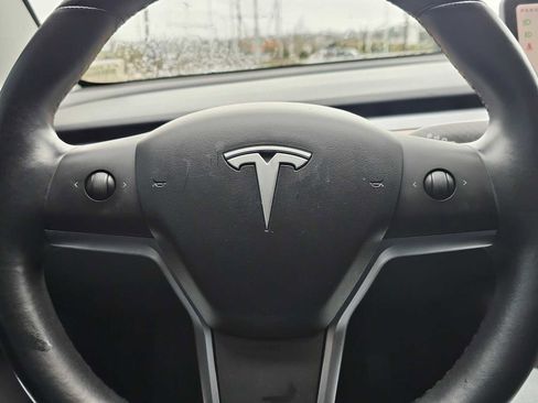 Used 2018 Tesla Model 3 Long Range image 25