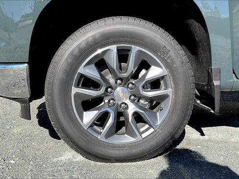 New 2026 Chevrolet Silverado 1500 LT image 8