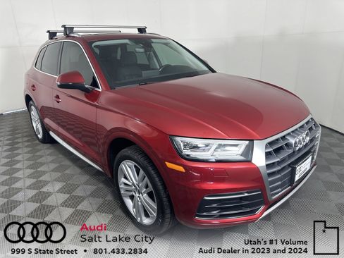 Used 2019 Audi Q5 2.0T Premium Plus w/ Premium Plus Package image 1