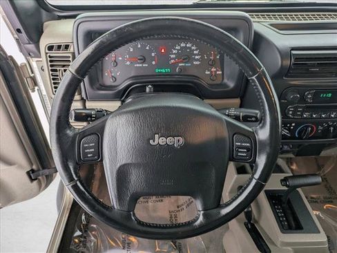 Used 2006 Jeep Wrangler X AWD/4WD image 14