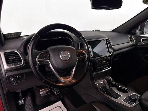 Used 2020 Jeep Grand Cherokee Altitude image 9