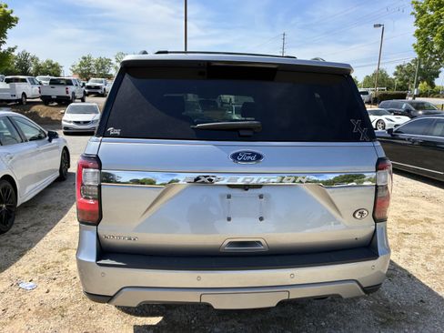 Used 2020 Ford Expedition Limited w/ Special Edition Package image 7