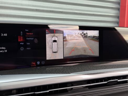 Used 2026 Cadillac Escalade V w/ LPO, ONYX Package image 27