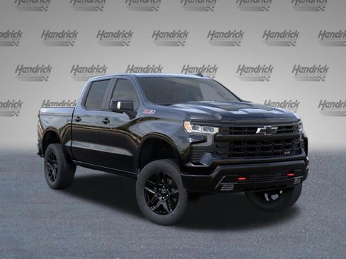 New 2026 Chevrolet Silverado 1500 LT Trail Boss w/ LT Trail Boss Premium Package AWD/4WD image 2