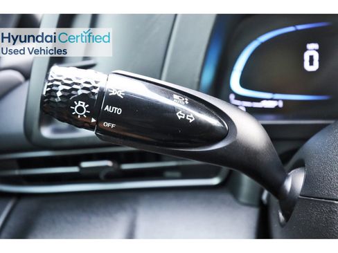 Certified 2025 Hyundai Elantra Sport FWD image 20
